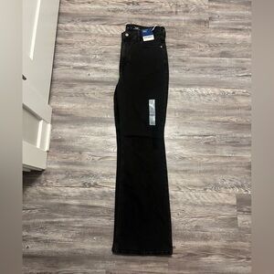 NWT Old Navy High Rise Flare Jeans